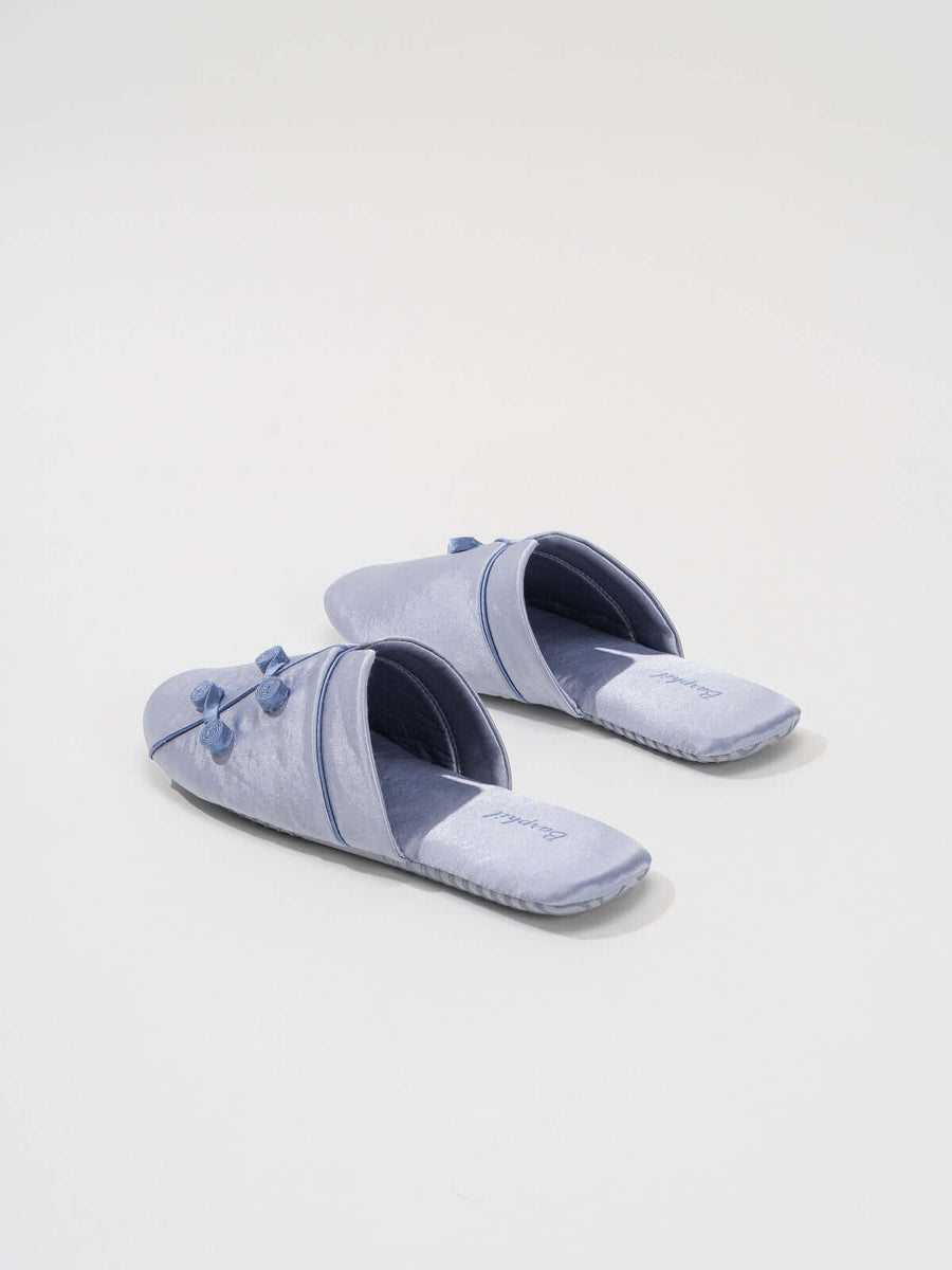 Luxury Silk Robe pajama sets for women Best Gift Guide for her Wedding Gift | Ulivary