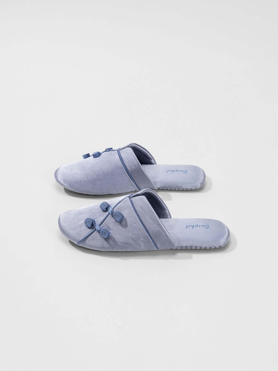 Luxury Silk Robe pajama sets for women Best Gift Guide for her Wedding Gift | Ulivary