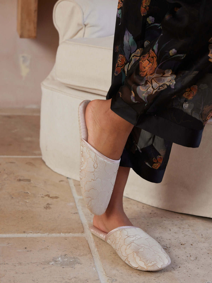 Luxury Silk Robe pajama sets for women Best Gift Guide for her Wedding Gift | Ulivary